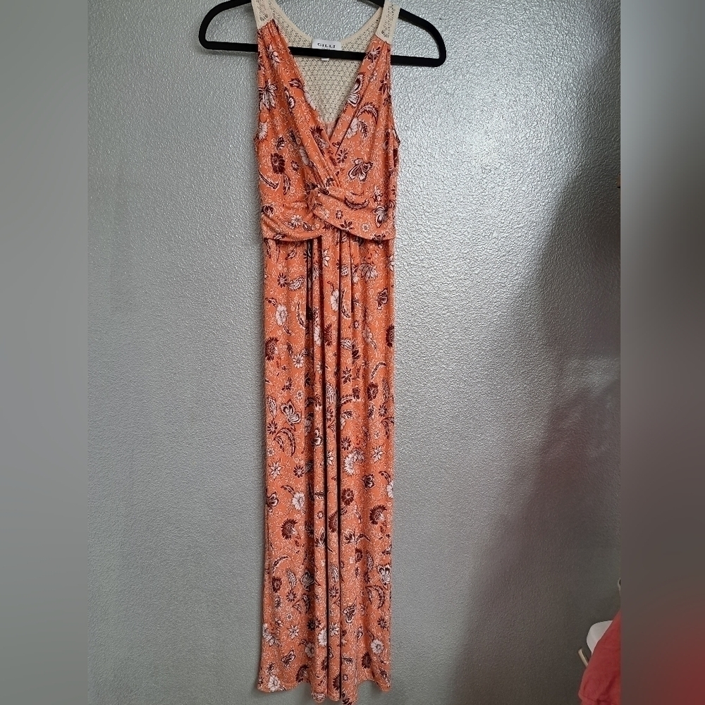 Gilli Floral Embroidered Back Maxi Dress  Size S
